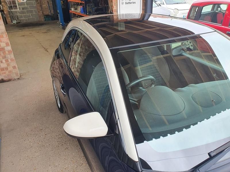 Used Vauxhall Adam Glam 2014 Blue Hatchback