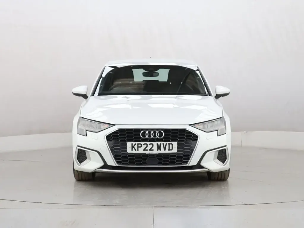 Used Audi A3 e-tron Sport 204 HP (150 kW) 2022 White Hatchback
