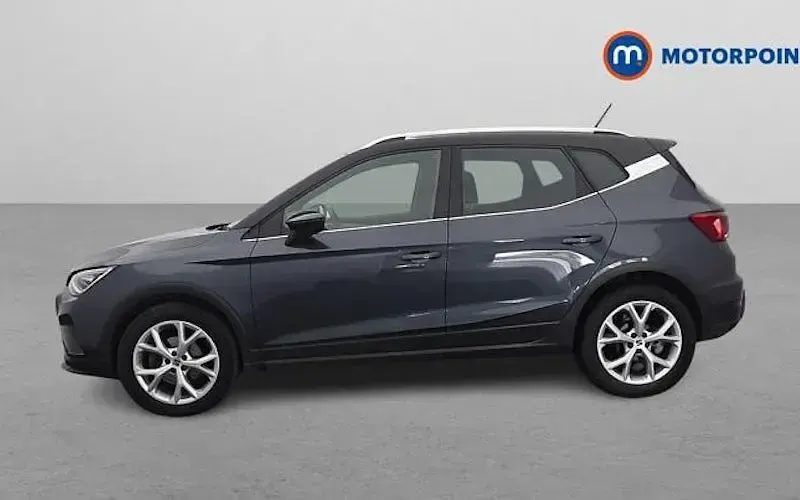Used Seat Arona FR 110 HP (80 kW) 2023 Grey SUV