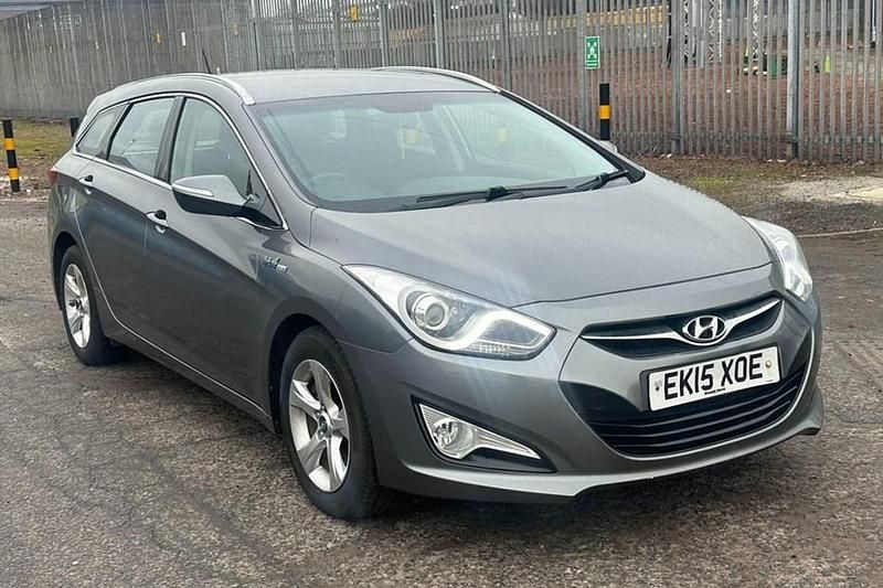 Used Hyundai i40 Style 136 HP (100 kW) 2013 Silver Estate