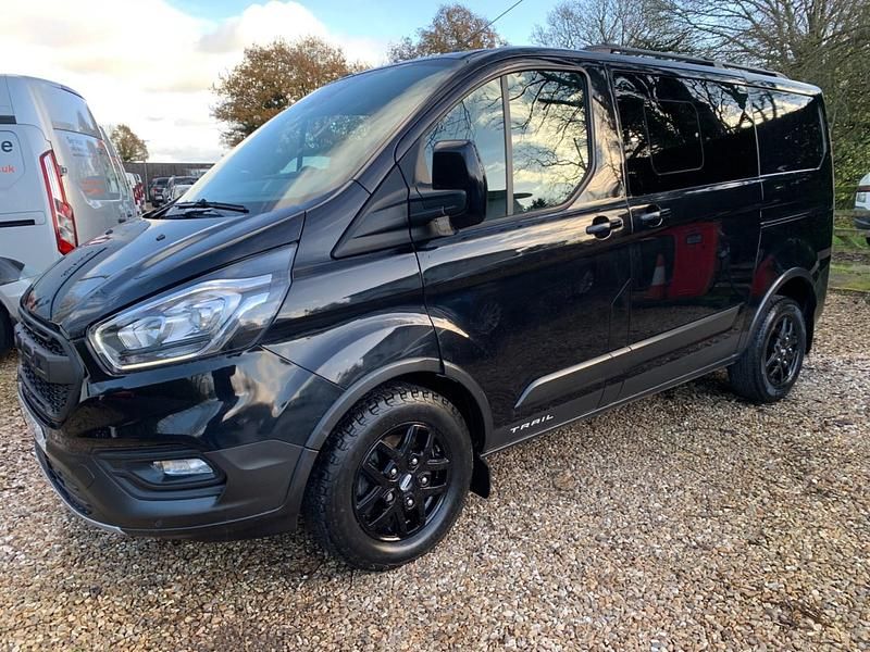 Used Ford Transit Custom 130 HP (95 kW) 2023 Black Estate