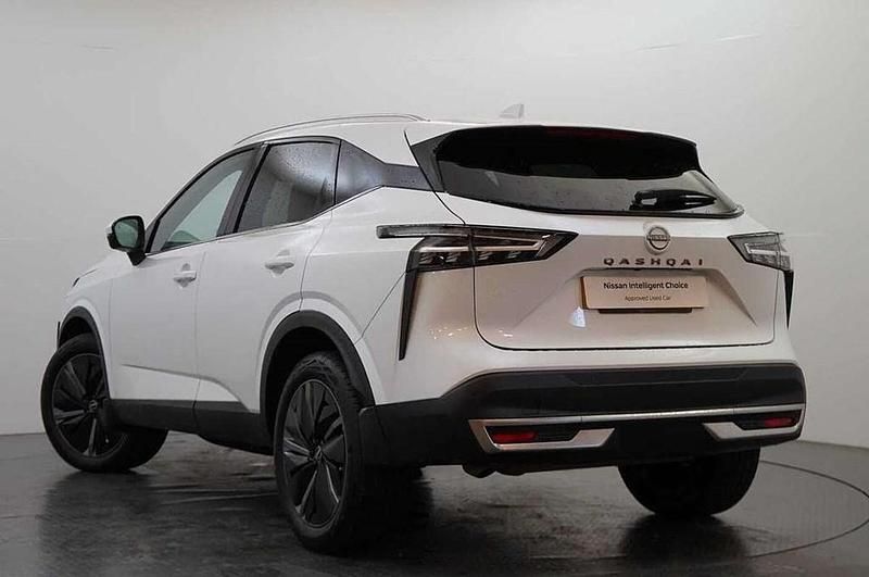 Used Nissan Qashqai Tekna 138 HP (101 kW) 2025 White SUV