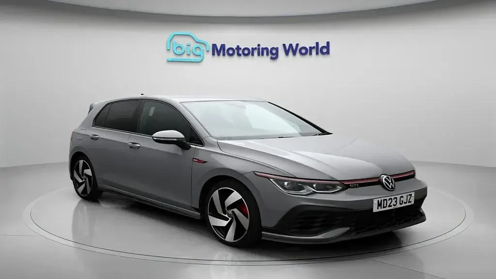 Second-hand VW Golf VIII GTI Clubsport 300 CP (220 kW) 2023 Hatchback