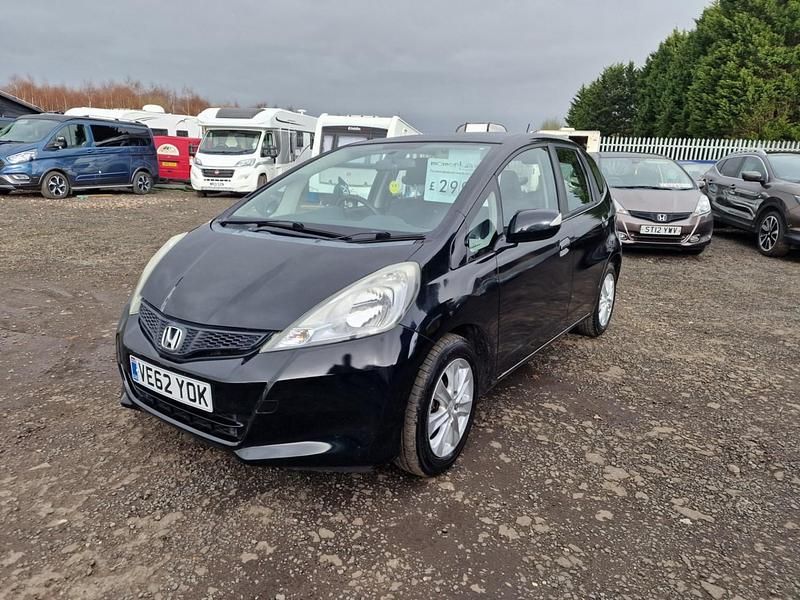 Second-hand Honda Jazz ES 2012 Negru Hatchback