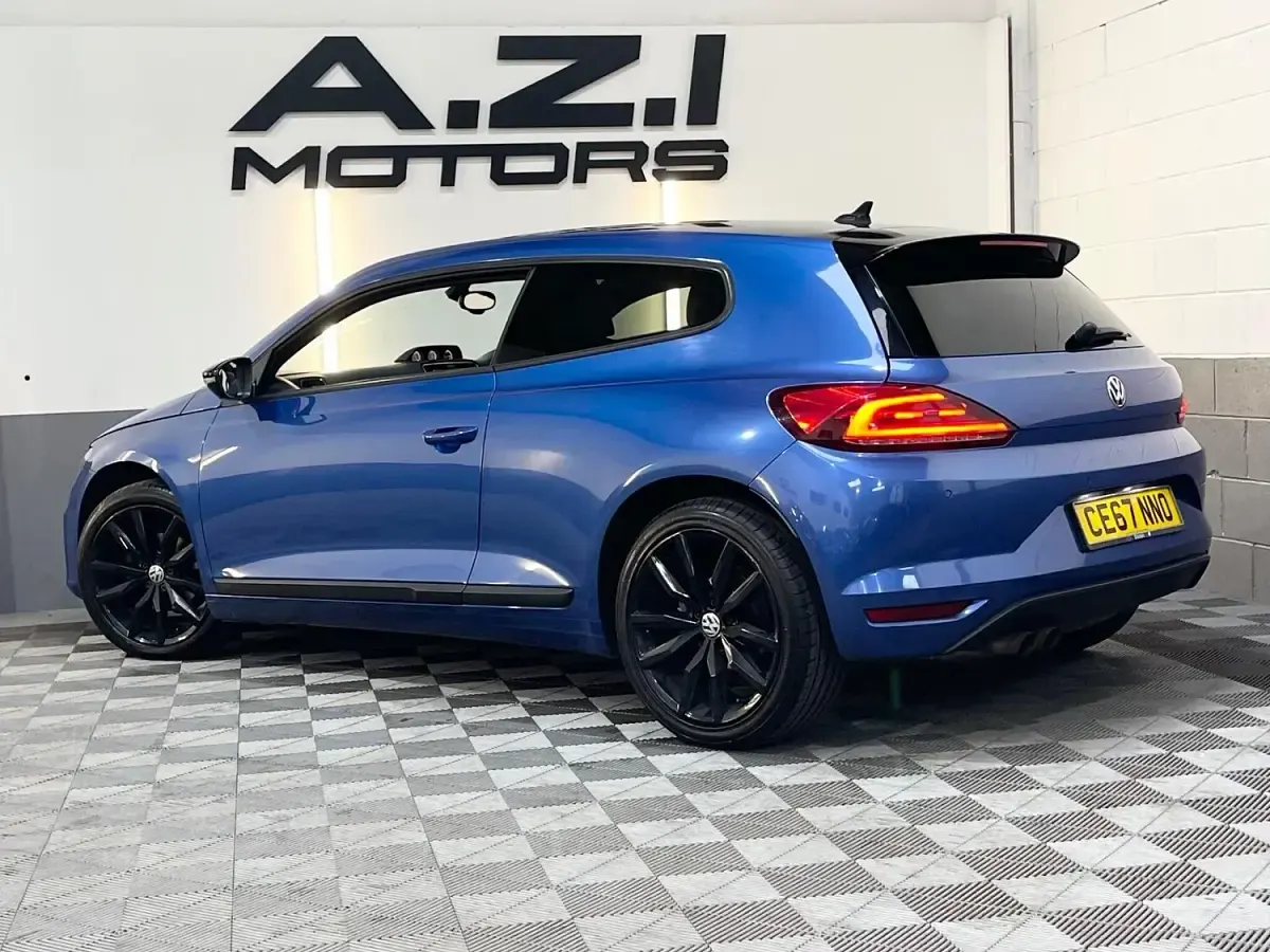 Used VW Scirocco Black Edition 125 HP (91 kW) 2017 Blue Coupe
