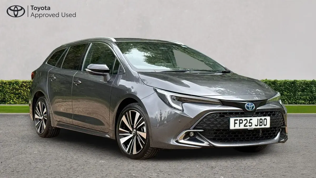 Used Toyota Corolla Design 140 HP (102 kW) 2025 Estate