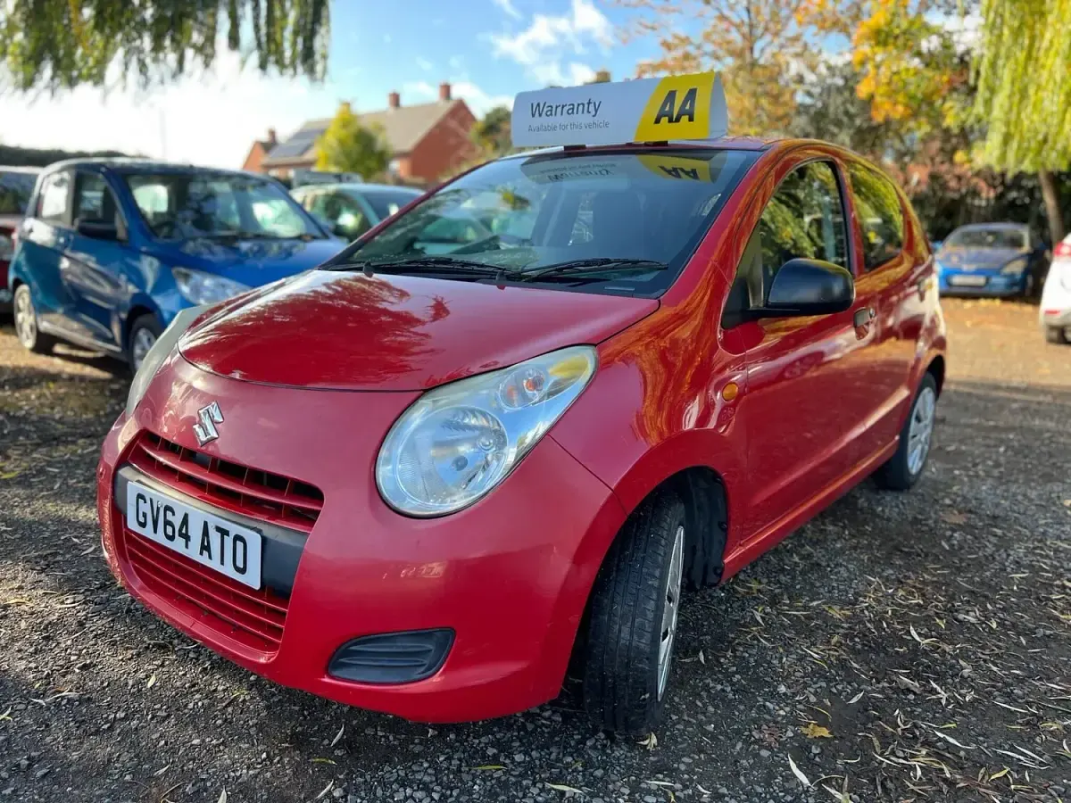 Used Suzuki Alto 68 HP (50 kW) 2014 Red Hatchback