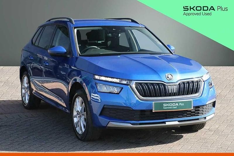Used Skoda 110 R SE Drive 81 HP (59 kW) 2023 Race blue metallic Estate