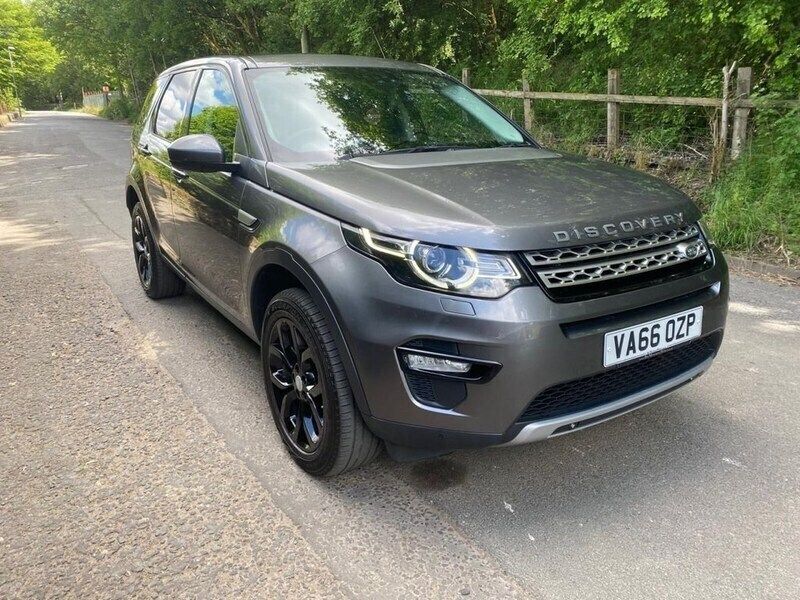 Grey Used 2017 Land Rover Discovery Sport HSE SUV | £12,490 (Good price) - Image 1/4