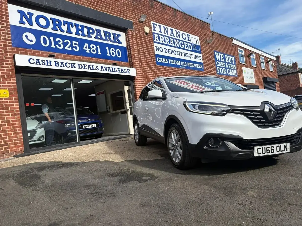 Used Renault Kadjar Dynamique 110 HP (80 kW) 2016 White SUV