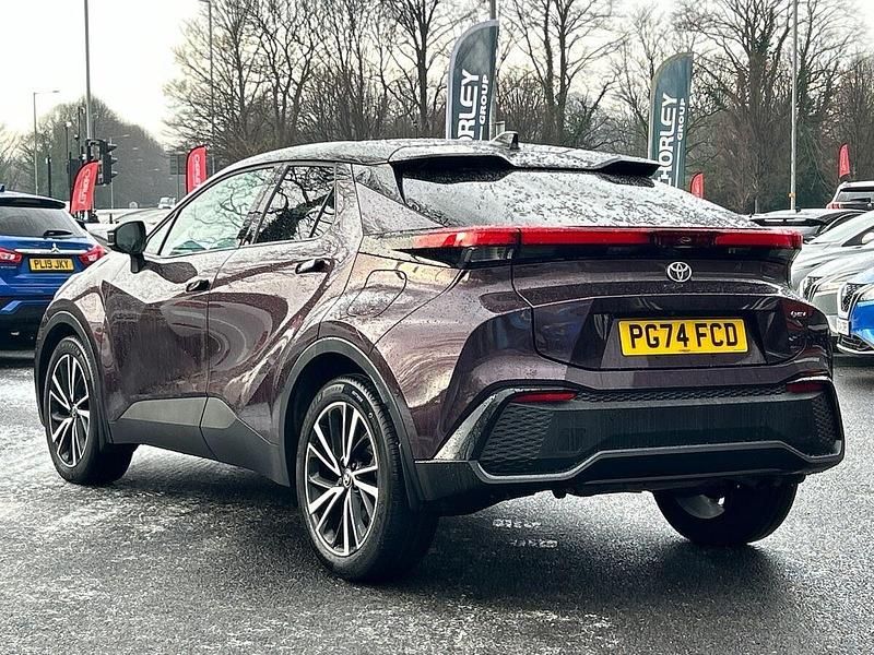 Used Toyota C-HR 140 HP (102 kW) 2024 Purple SUV