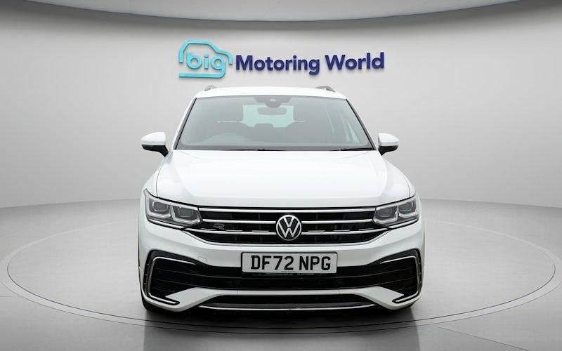 Used VW Tiguan R-line 150 HP (110 kW) 2023 White SUV