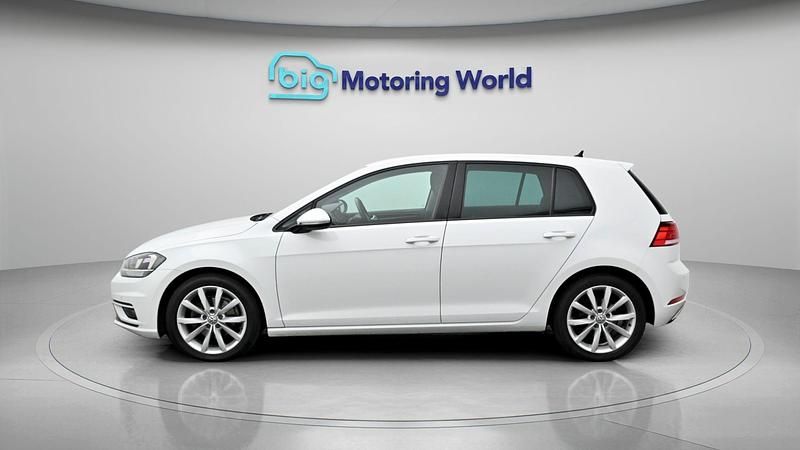 Used VW Golf VII GT 116 HP (85 kW) 2019 White Hatchback