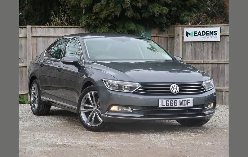 Used VW Passat GT 147 HP (108 kW) 2016 Grey Sedan