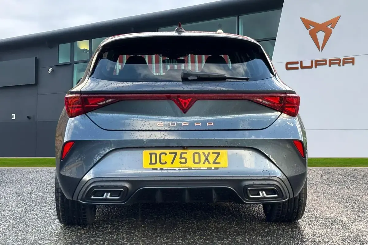 Used Cupra Leon 150 HP (110 kW) 2025 Grey Hatchback