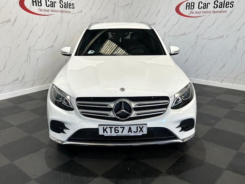 Begagnad Mercedes GLC220 AMG line 2018 Vit Kombi