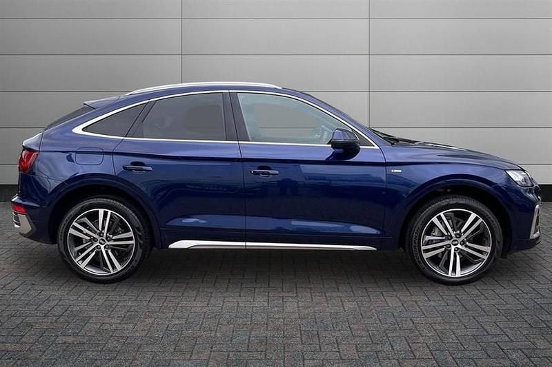 Used Audi Q5 S-Line 265 HP (194 kW) 2021 Navarra blue SUV