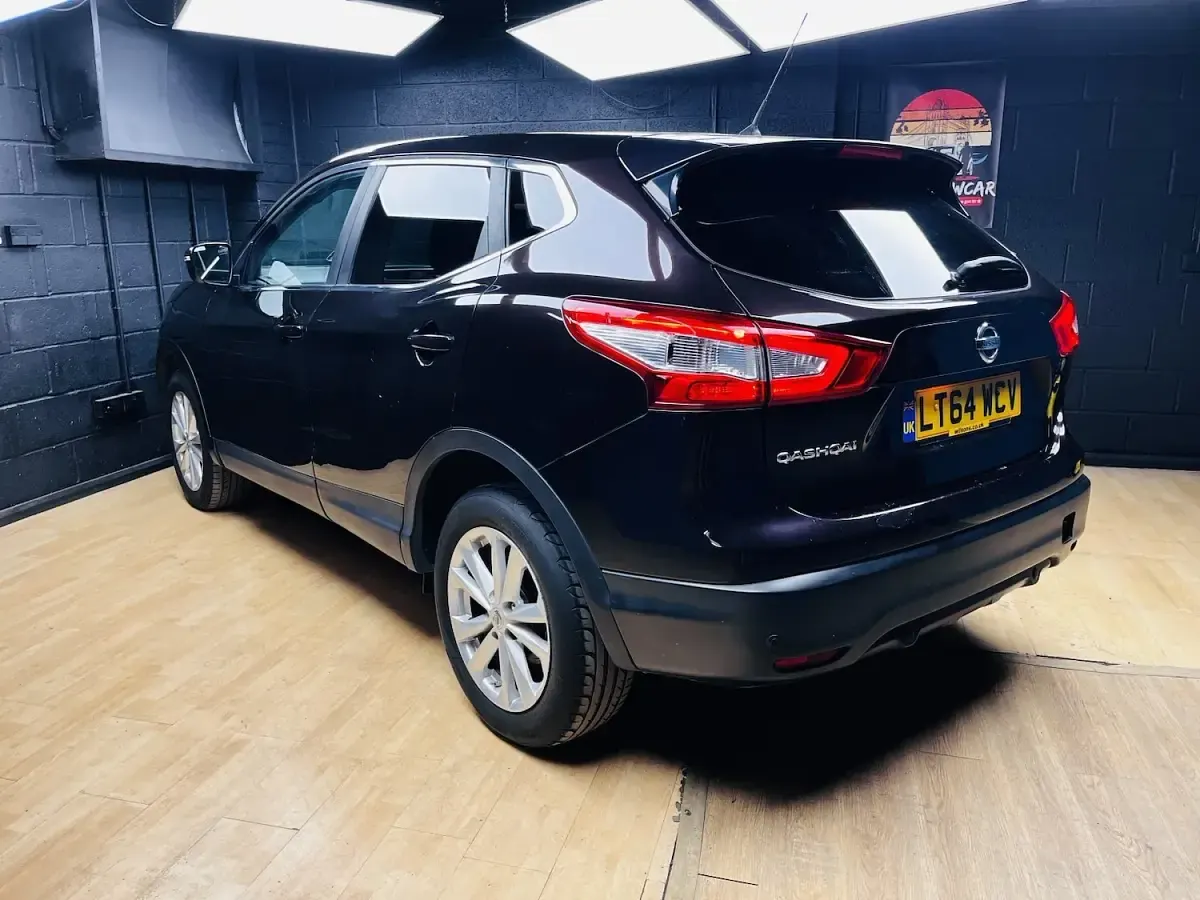 Used Nissan Qashqai Acenta Premium 115 HP (84 kW) 2014 Black SUV