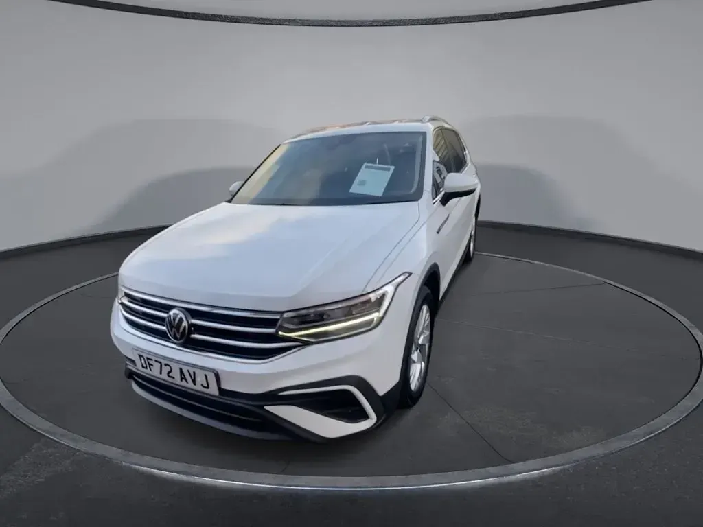 Używany VW Tiguan Allspace S 150 KM (110 kW) 2022 Biały SUV