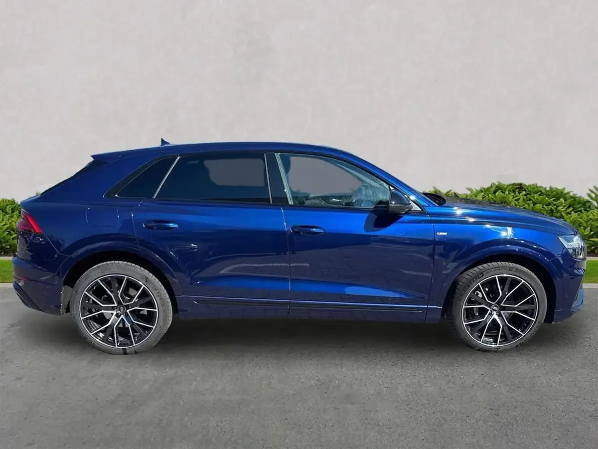 Used Audi Q8 Black Edition 286 HP (210 kW) 2023 Grey SUV