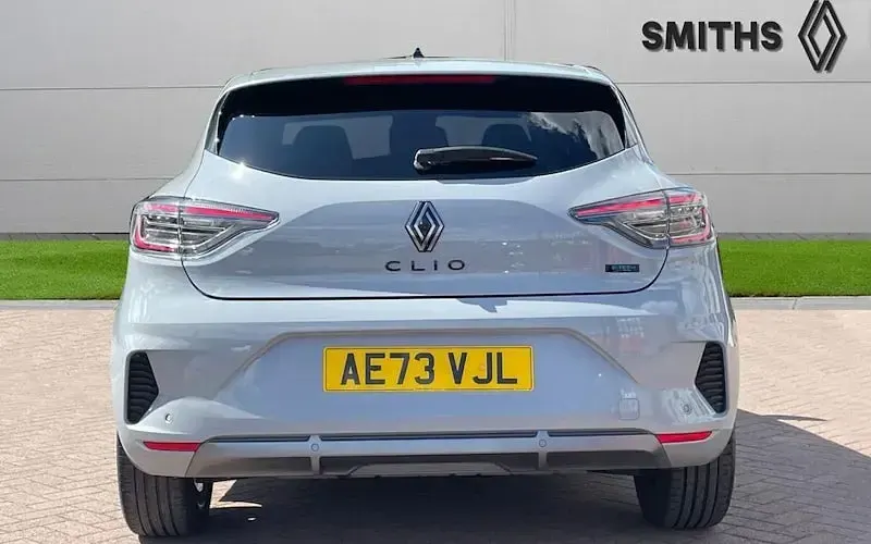 Used Renault Clio Esprit Alpine 143 HP (105 kW) 2025 Hatchback