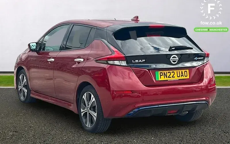 Used Nissan Leaf Pack 110 kW (150 HP) 2022 Red Hatchback
