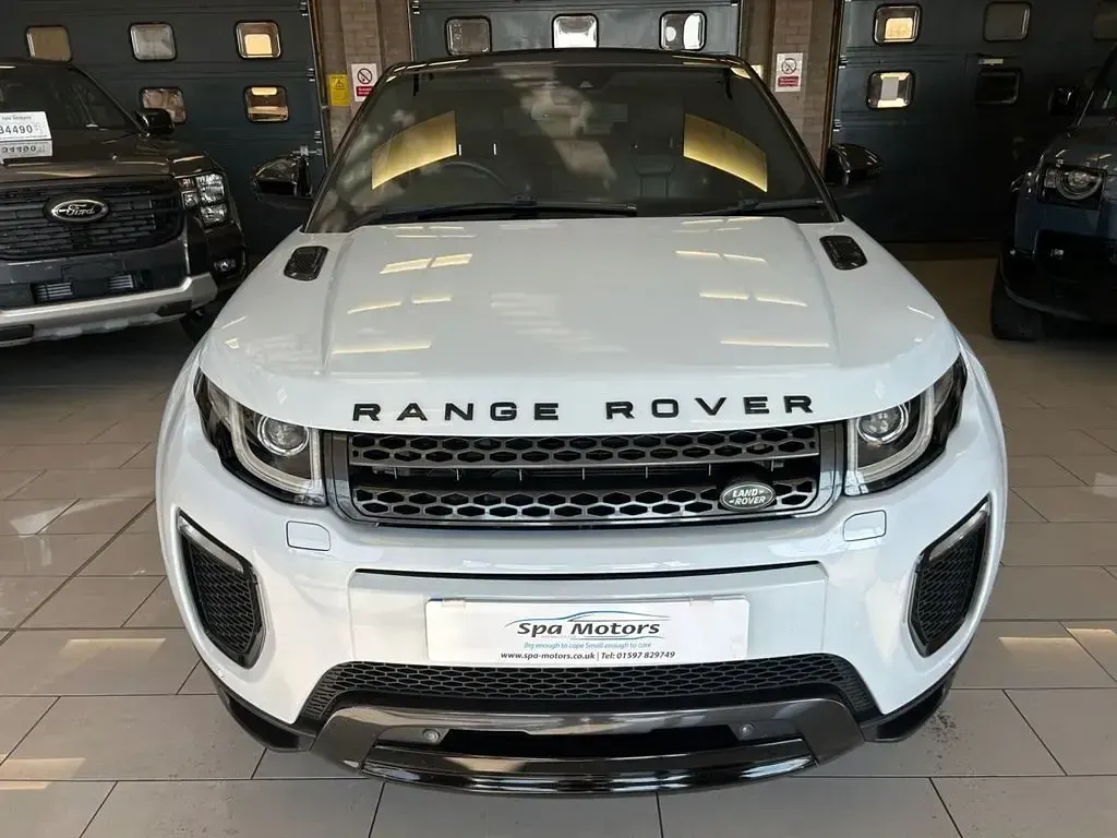 Used Land Rover Range Rover evoque Landmark 2018 White Estate