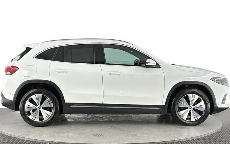 Used Mercedes EQA250+ 139 kW (190 HP) 2022 White SUV