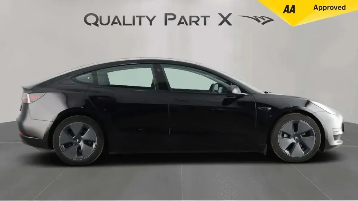 Used Tesla Model 3 Standard Range 208 kW (283 HP) 2021 Black Sedan