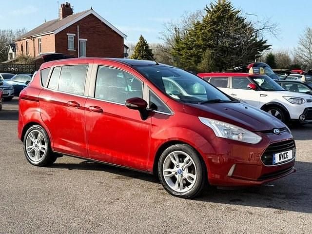 Used Ford B-MAX Titanium X 95 HP (69 kW) 2015 Red MPV