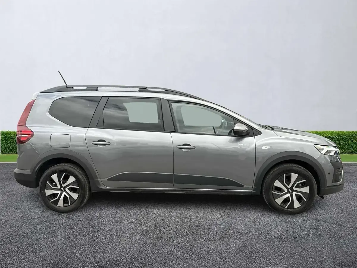 Used Dacia Jogger Expression 2026 Grey MPV