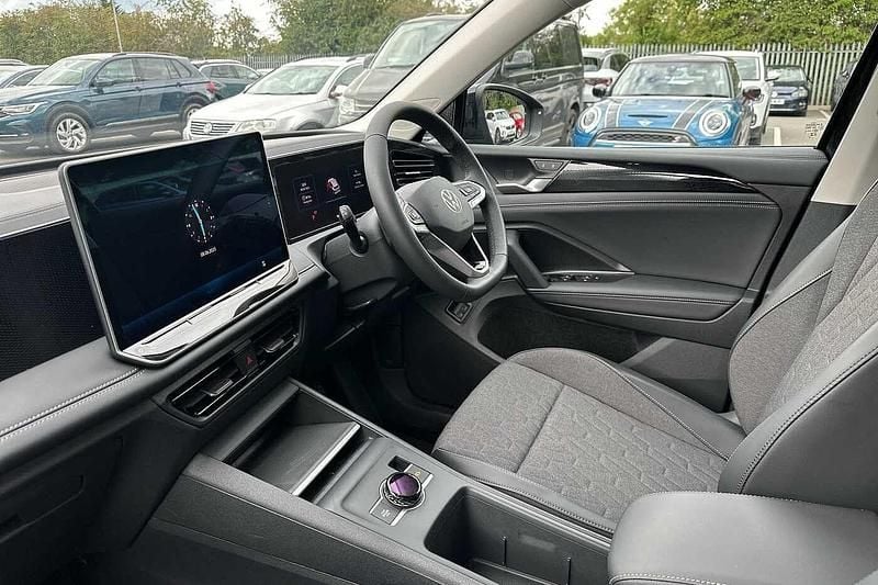 Used VW Tiguan Match 204 HP (150 kW) 2025 Black SUV