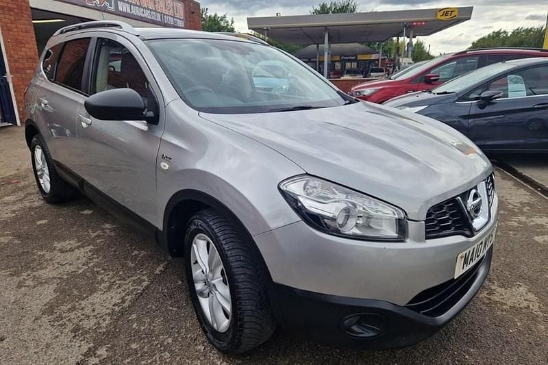 Silver Used 2010 Nissan Qashqai +2 N-TEC SUV | £2,495 (Fair price) - Image 1/1
