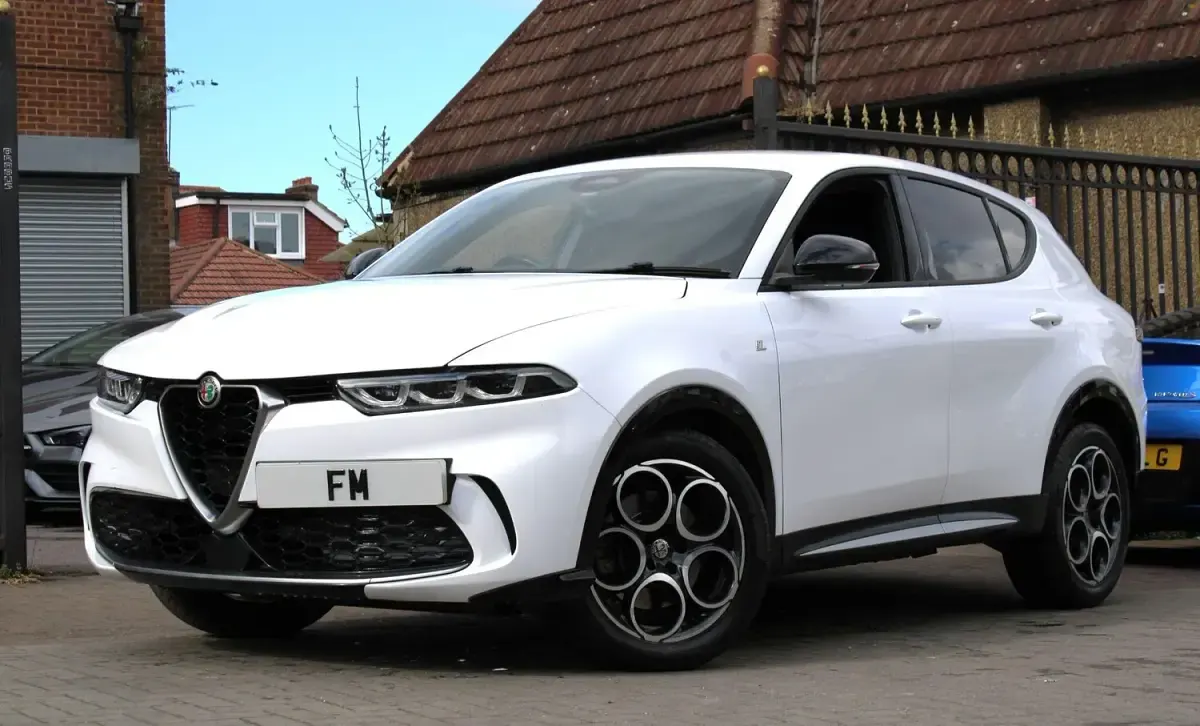 Used Alfa Romeo Tonale Ti 160 HP (117 kW) 2023 White SUV