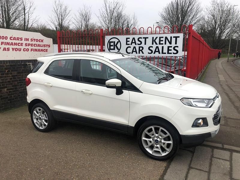 Used Ford Ecosport Titanium 95 HP (69 kW) 2017 White SUV