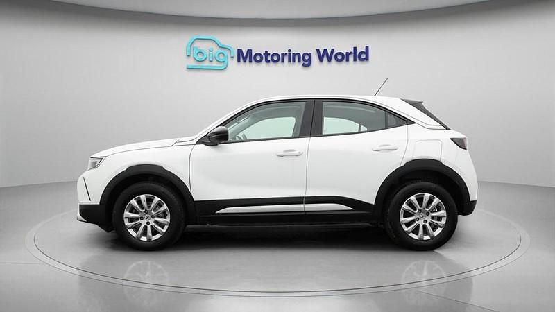 Used Vauxhall Mokka Design Edition 100 HP (73 kW) 2023 White SUV