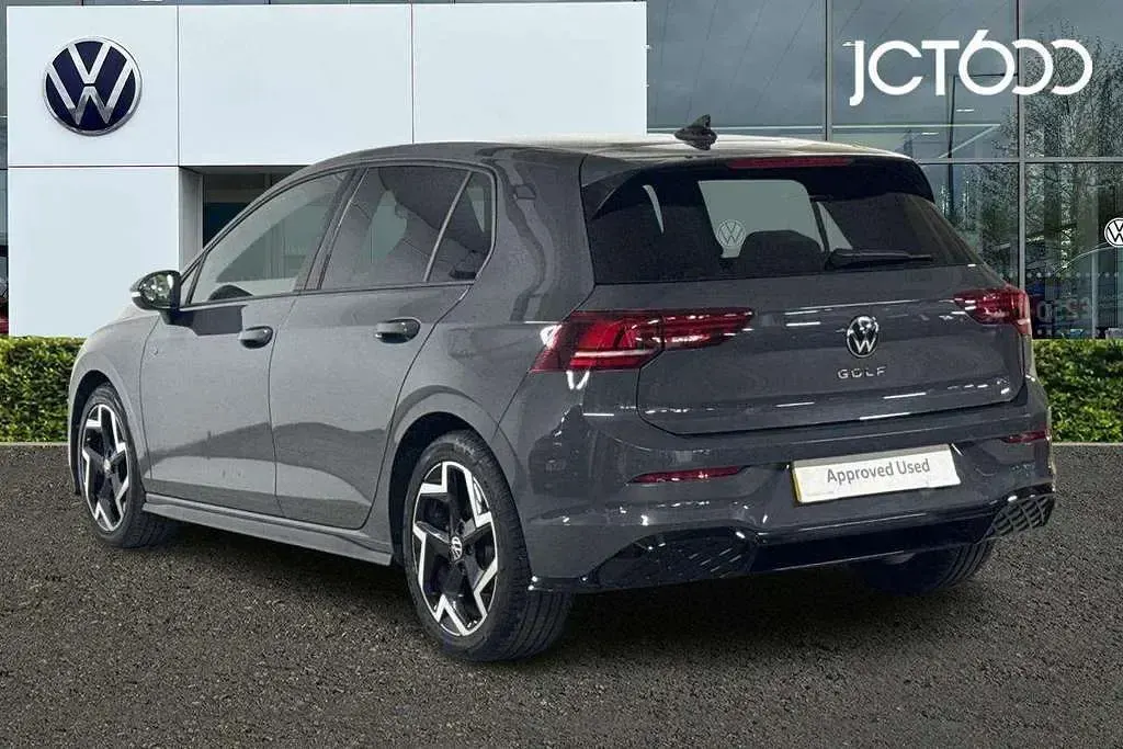 Used VW Golf VIII R-line 150 HP (110 kW) 2025 Grey Hatchback