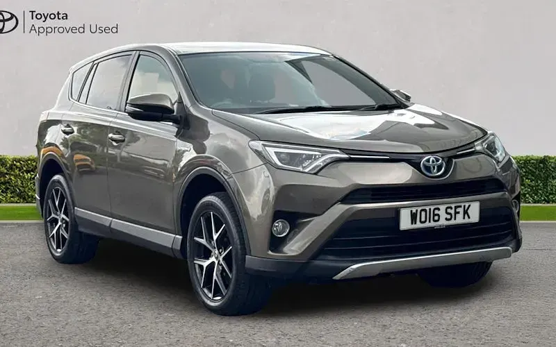 Second-hand Toyota RAV4 197 CP (144 kW) 2016 SUV