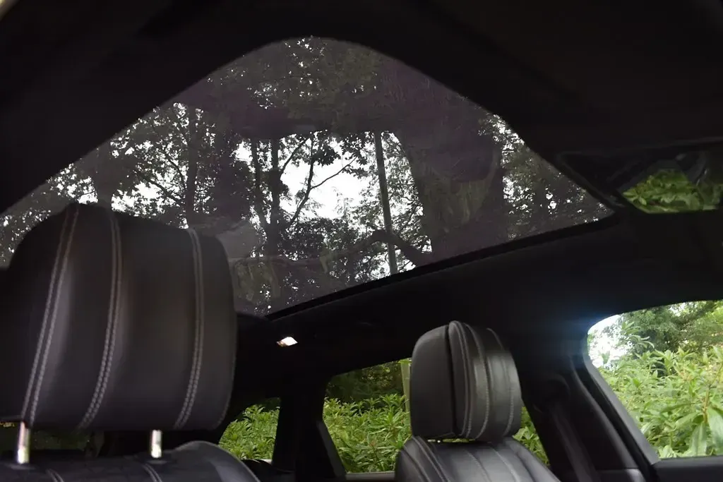 Used Land Rover Range Rover Velar HSE Dynamic 2019 Silicon silver (grey) metallic with ebony perforated hide SUV