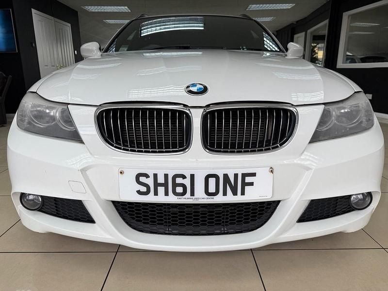 Used BMW 318 Sport Line 2011 White Estate