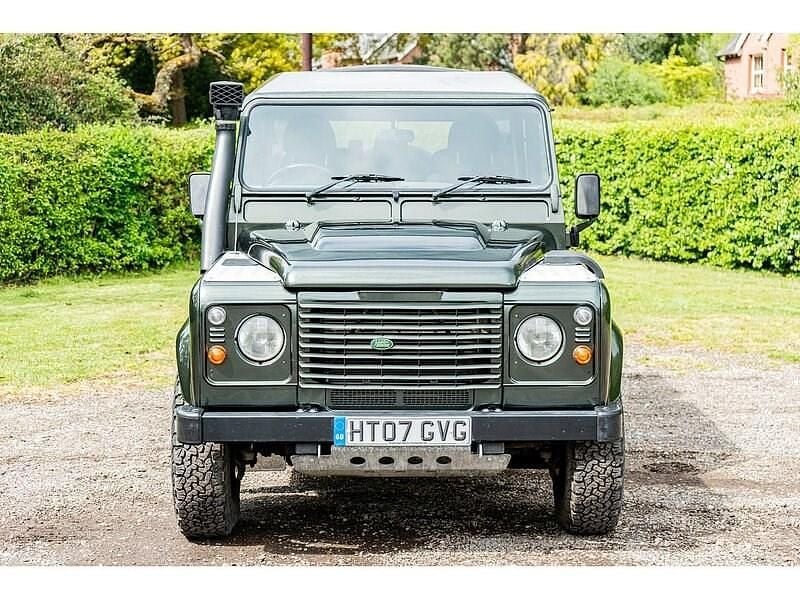 Używany Land Rover Defender 122 KM (89 kW) 2007 Zielony Kabriolet