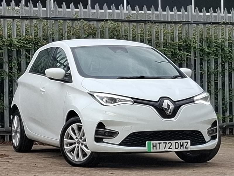 White Used 2022 Renault Zoe SE Hatchback | £11,698 (Fair price) - Image 1/4