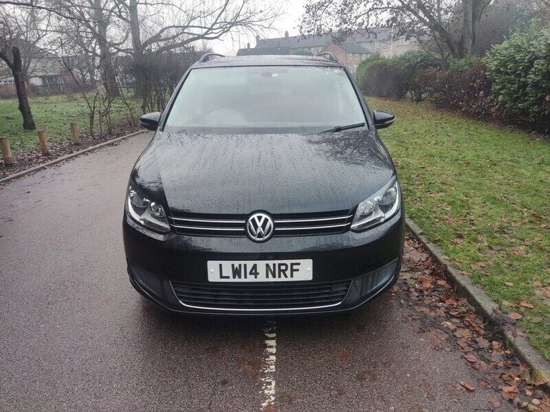 Black Used 2014 VW Touran MPV | £7,495 (Good price) - Image 1/4