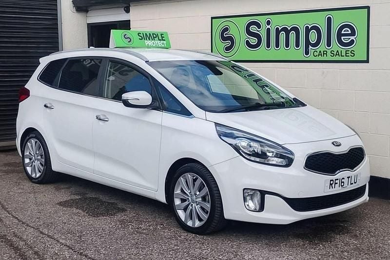 White Used 2016 Kia Carens 3 MPV | £5,250 (Good price) - Image 1/1