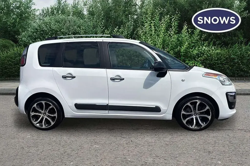 Used Citroën C3 Picasso Platinum 110 HP (80 kW) 2017 White MPV