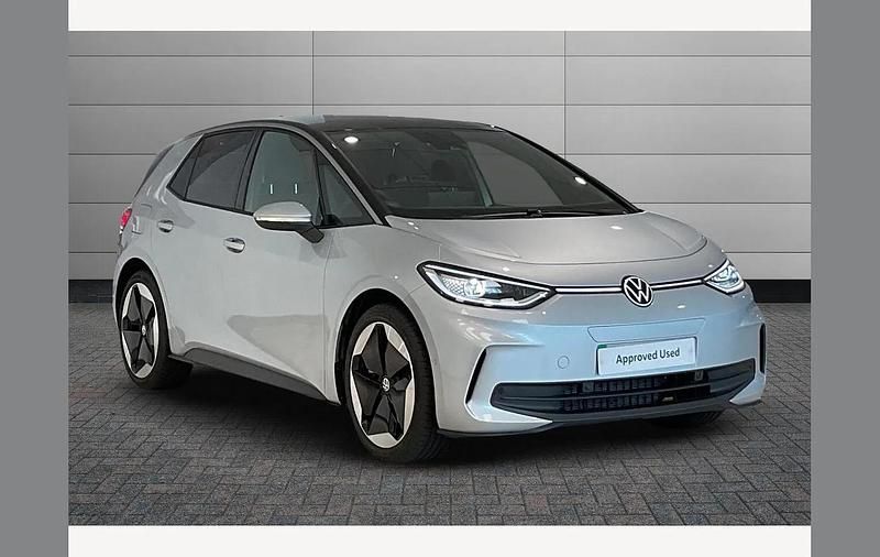 Silver Used 2025 VW ID.3 Pro Hatchback | £28,990 - Image 1/3