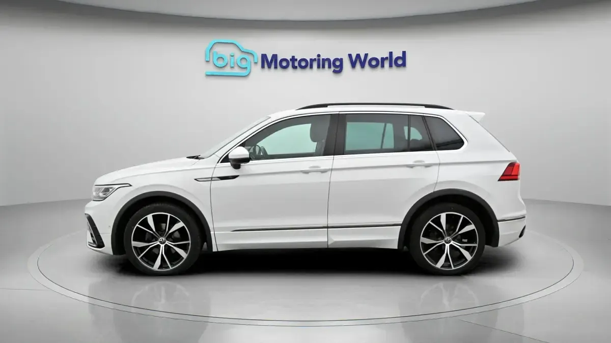 Used VW Tiguan R-line 150 HP (110 kW) 2022 White SUV