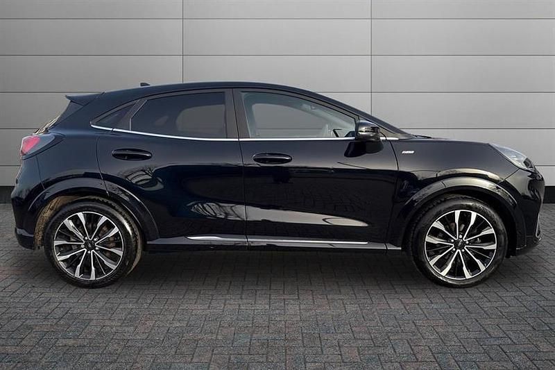 Używany Ford Puma ST-Line 155 KM (114 kW) 2023 Czarny SUV