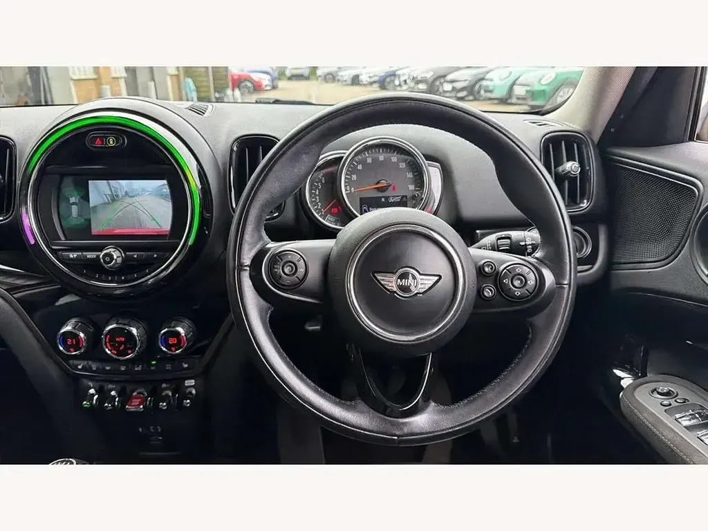 Usado Mini Cooper Countryman 136 CV (100 kW) 2018 Rojo SUV