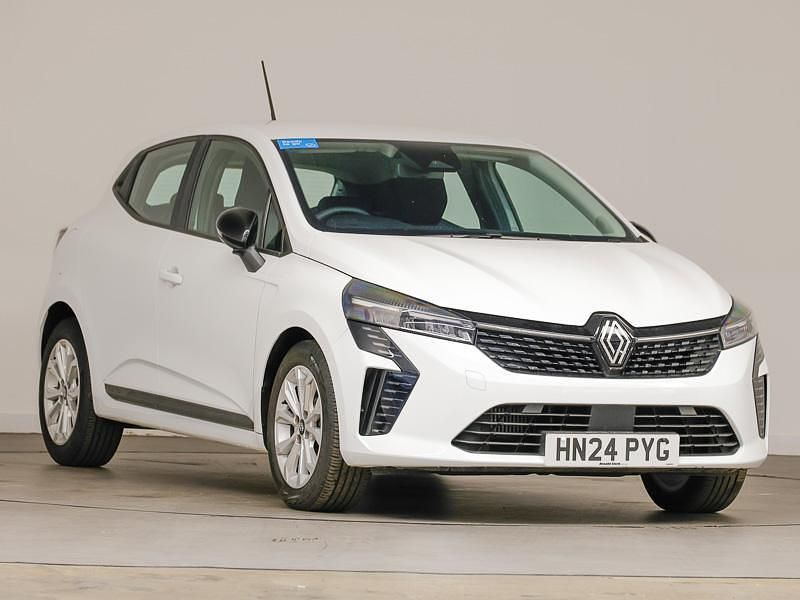Used Renault Clio V Evolution 90 HP (66 kW) 2024 White Hatchback